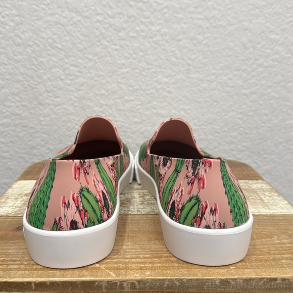 Melissa Cactus Ground lll Slip On Sneaker - Picture 9 of 12